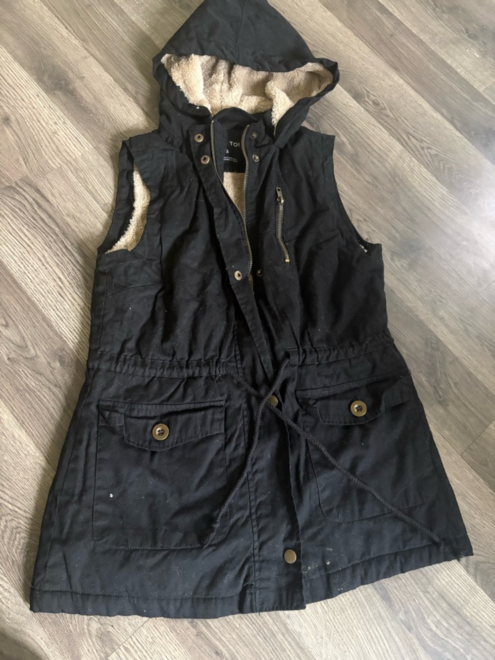 Black Hooded Sherpa-Lined Utility Vest - Women